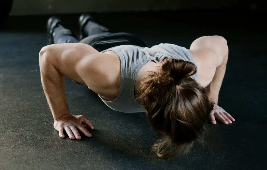 10 упражнения, с които да отслабнем и влезем във форма