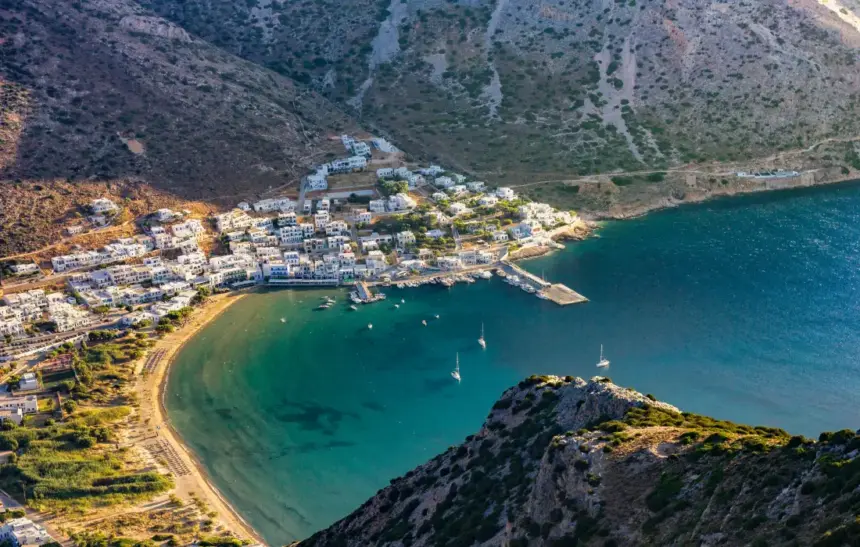 10 плажа в Гърция с кристално чисти води