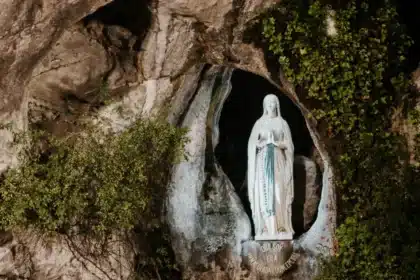 10-те най-удивителни религиозни чудеса