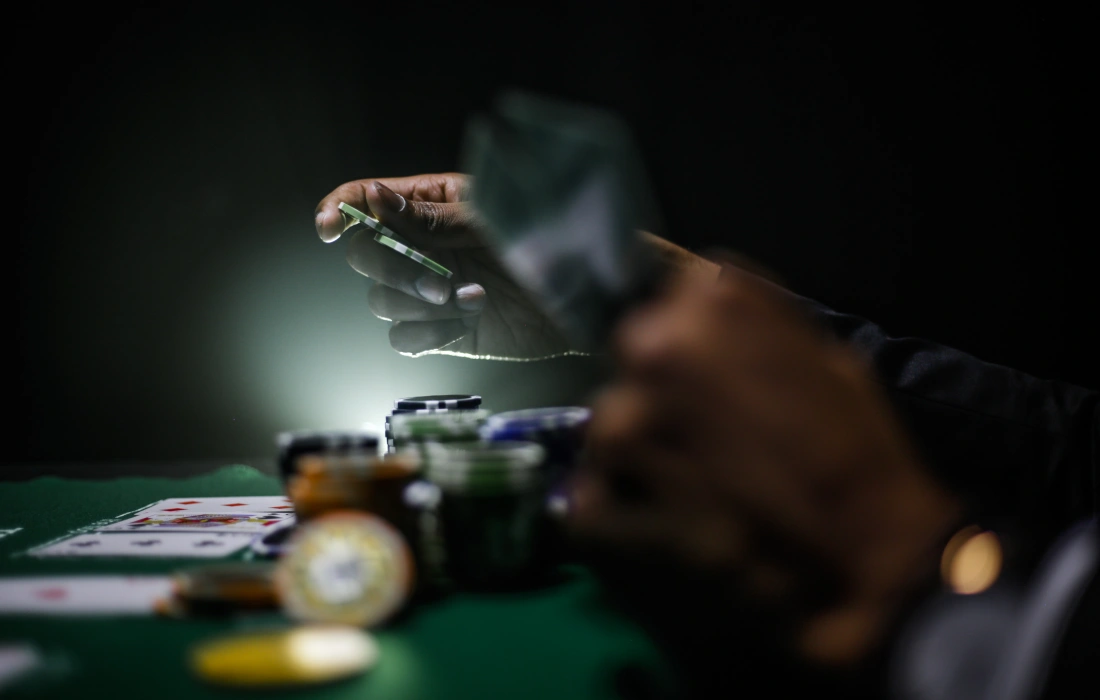 10 неща, които трябва да знаем, за да играем покер