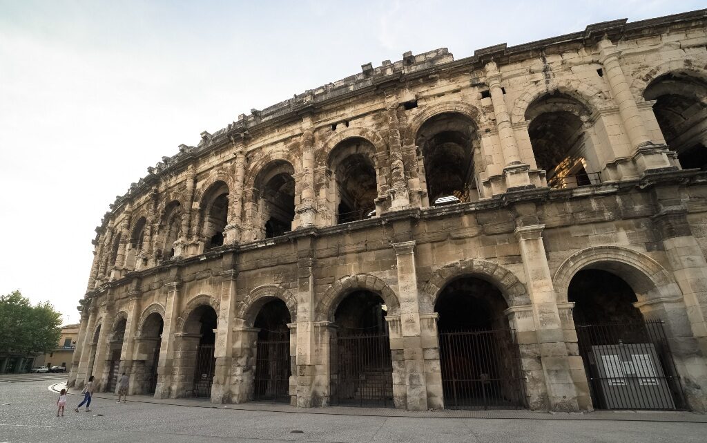  10 от най-добре непокътнатите амфитеатри отвън Рим 