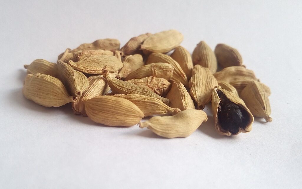  10 значими подправки за вкусни и здравословни индийски ястия 