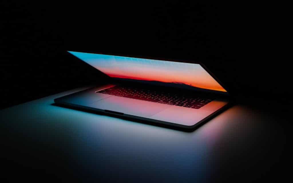  10-те най-предпочитани преносимия компютър за 2021 година 