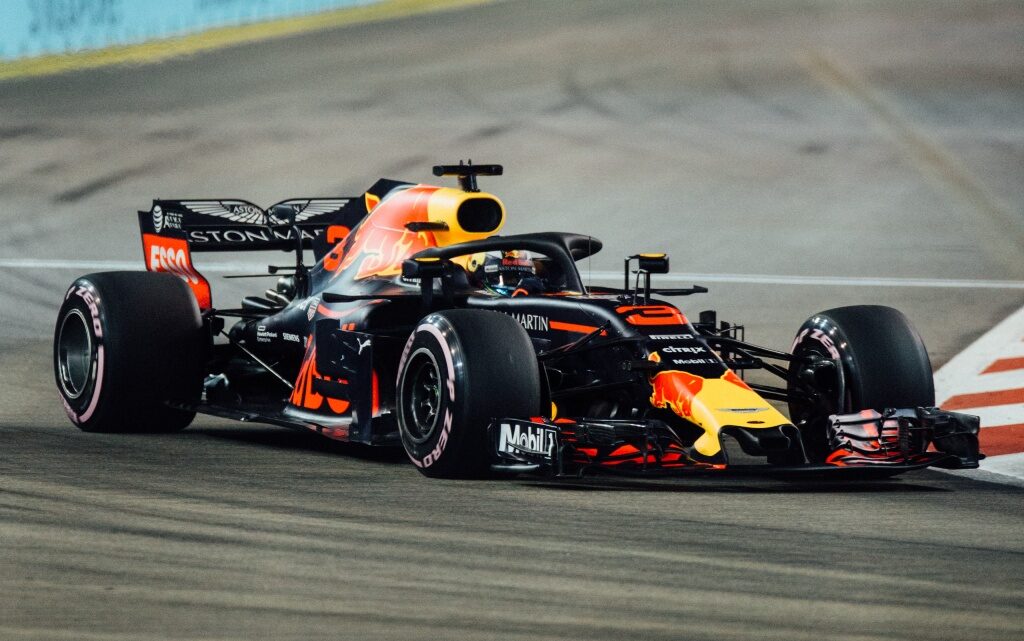  10 писти, които всеки почитател на Формула 1 би трябвало да посети 