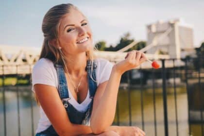 10 от най-полезните храни и напитки за красиви зъби