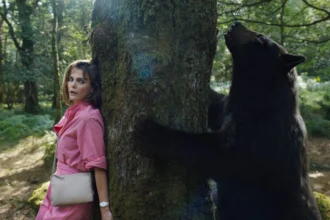 10 любопитни факта за филма "Кокаиновата мечка"
