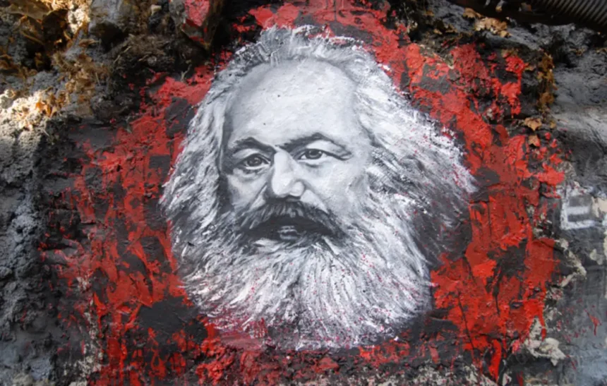 10 велики фрази на Карл Маркс