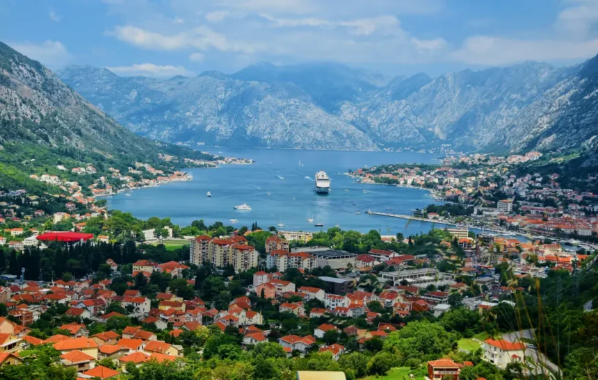 10 приказни места в Черна гора