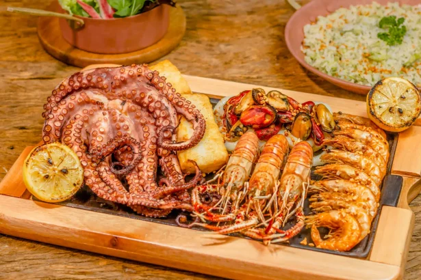 10 от най-вкусните храни, които да хапнеш край морския бряг