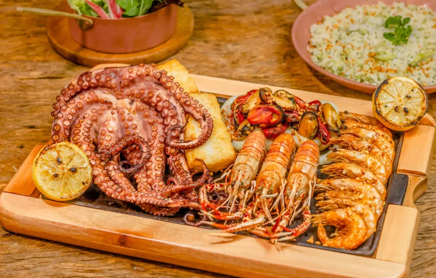 10 от най-вкусните храни, които да хапнеш край морския бряг